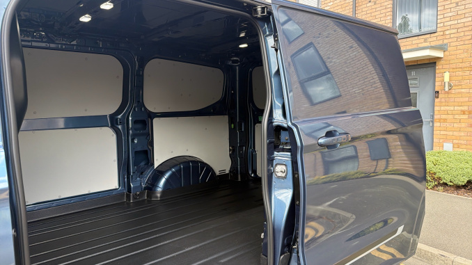 Ford Transit Custom 320 L1 Diesel Fwd 2.0 EcoBlue 170ps H1 Van Sport Auto - Image 5